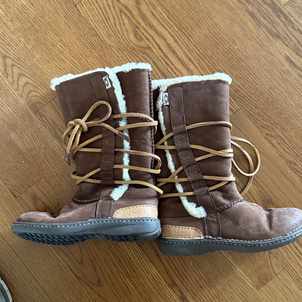 UGGS catolina, tall winter boot size 5 excellent condition - Picture 8 of 13
